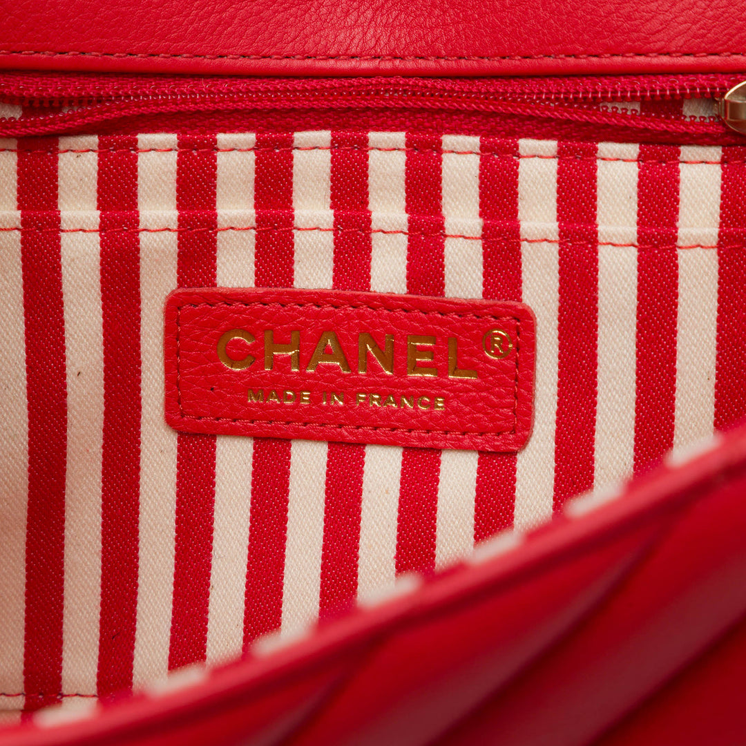 Chanel CC Chevron Enveloppe à rabat Petit Cuir de veau Rouge – vue 5 – GABY PARIS