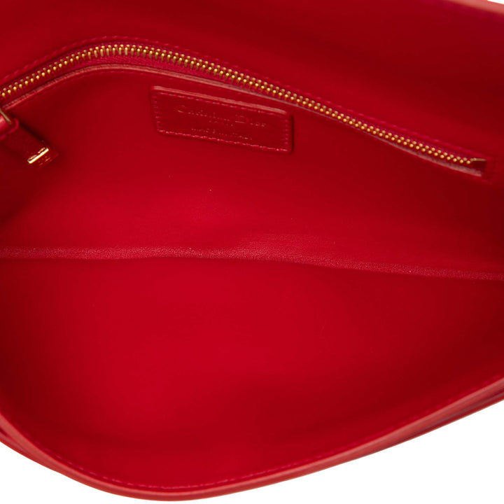 Dior Montaigne 30 Pochette avec chaîne Rouge – vue 4 – GABY PARIS