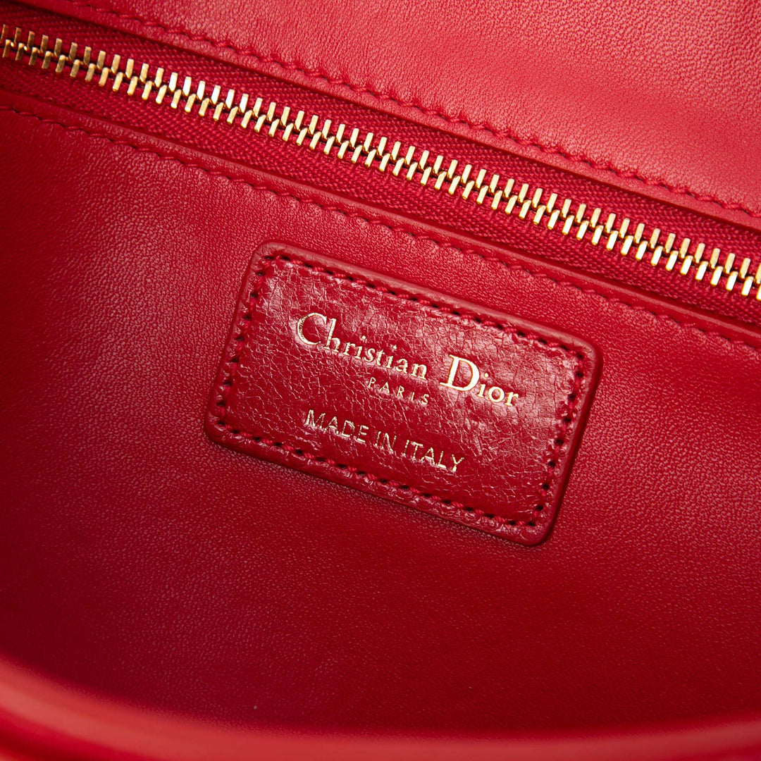 Dior Montaigne 30 Pochette avec chaîne Rouge – vue 5 – GABY PARIS
