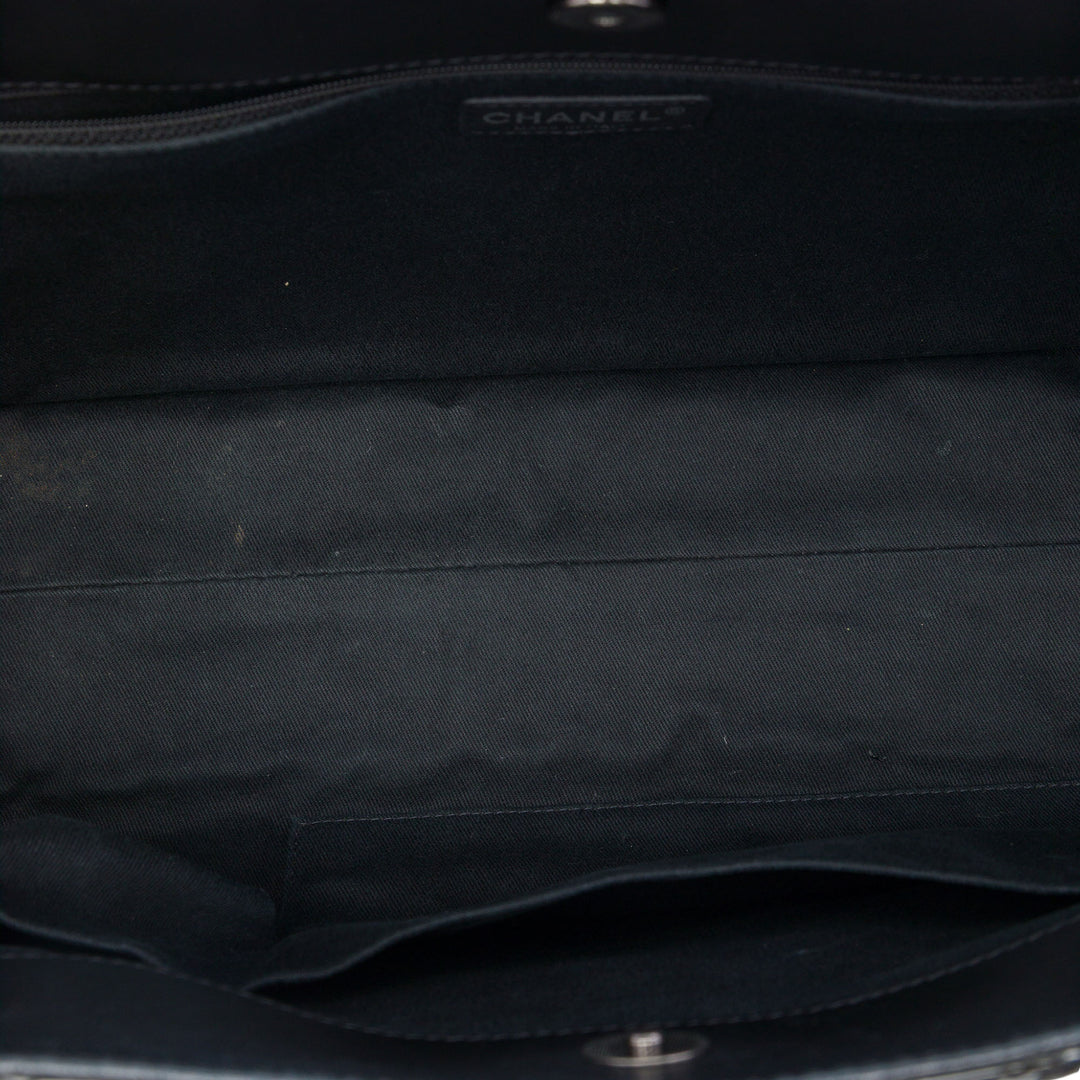 Chanel Matelassé Reissue 2.55 Cabas Noir – vue 4 – GABY PARIS