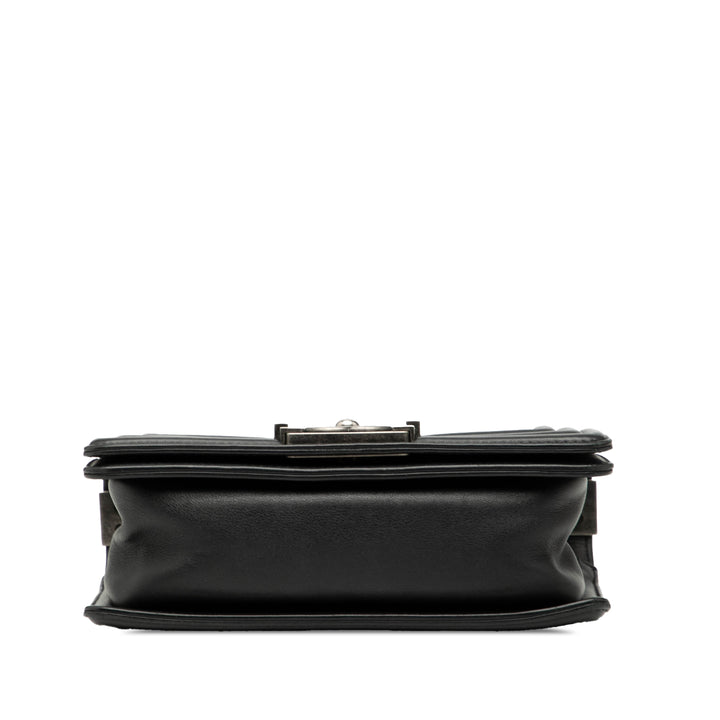 Chanel Small Matelassé Cuir d’agneau Boy à rabat