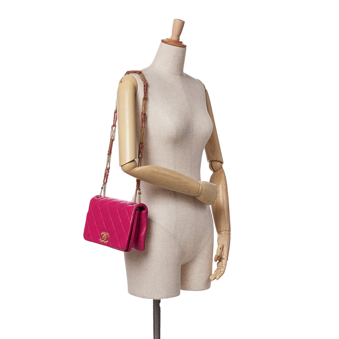Chanel Small Quilted Cuir d’agneau On And On Chain Flap Rose