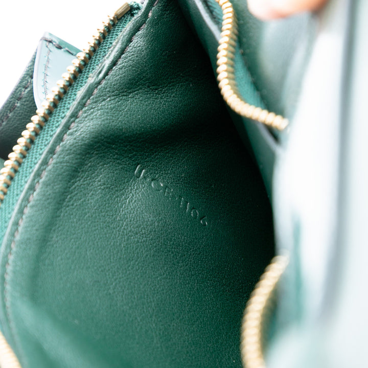 Celine Medium Cuir verni Classic Boîte Vert