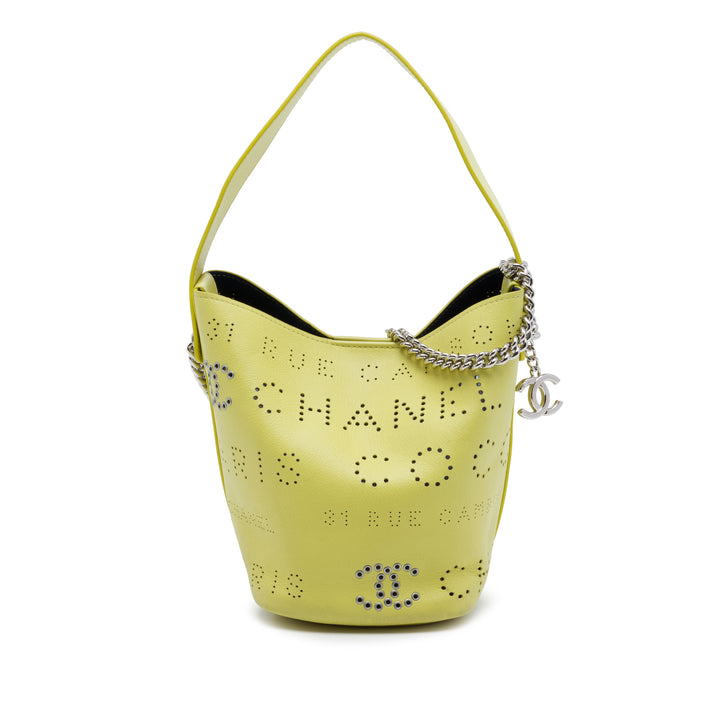 Chanel perforé Logo Œillets Sac seau Petit Cuir de veau