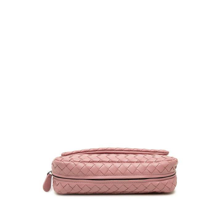 Bottega Veneta Sac bandoulière Intrecciato Expandable Chaîne à rabat nappa Mini Rose – vue 3 – GABY PARIS
