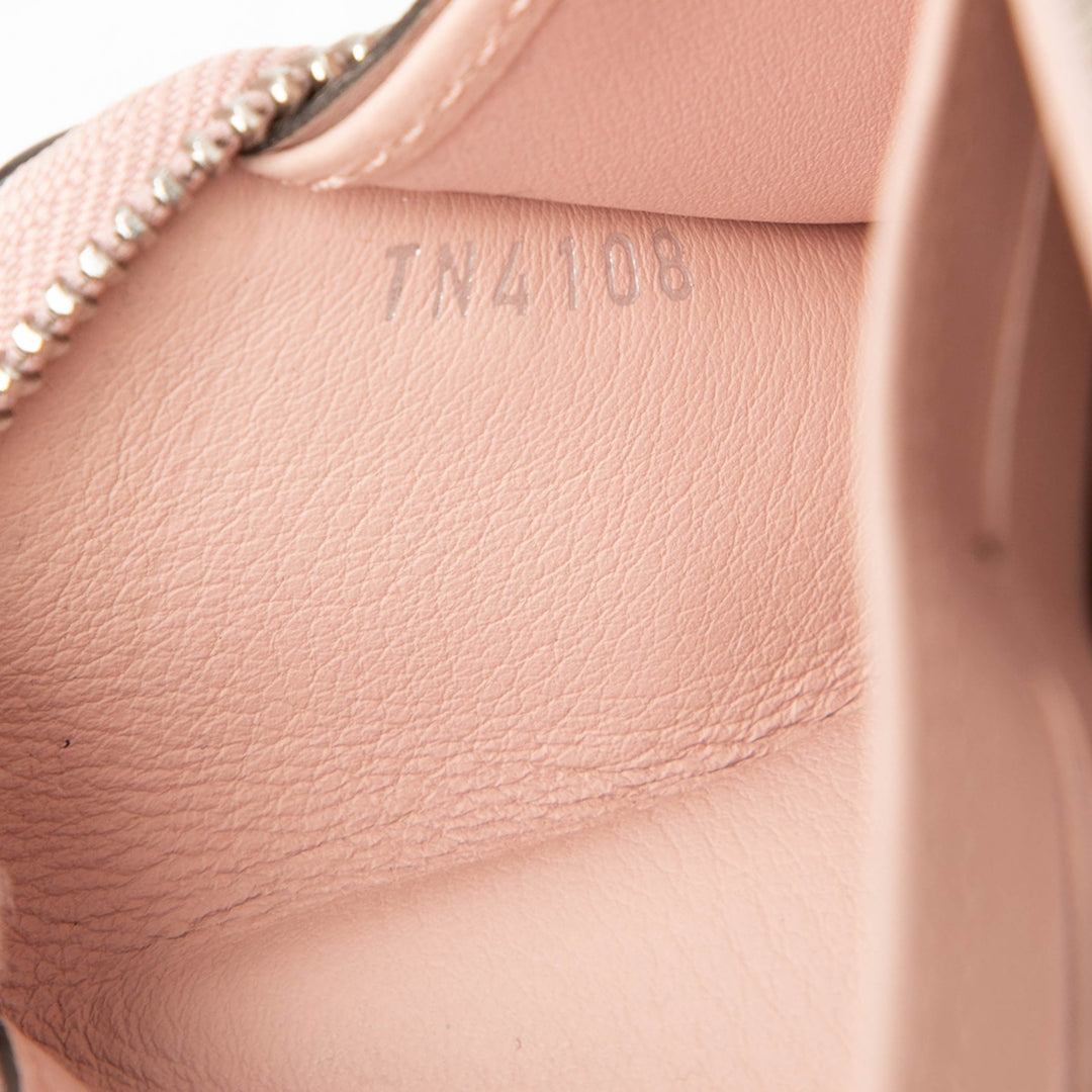 Louis Vuitton Monogram Mahina Zippy Portefeuille