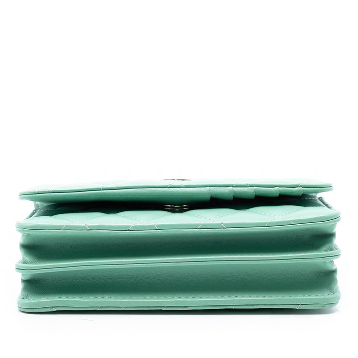 Chanel Mini CC Matelassé Cuir d’agneau Wallet On Chain