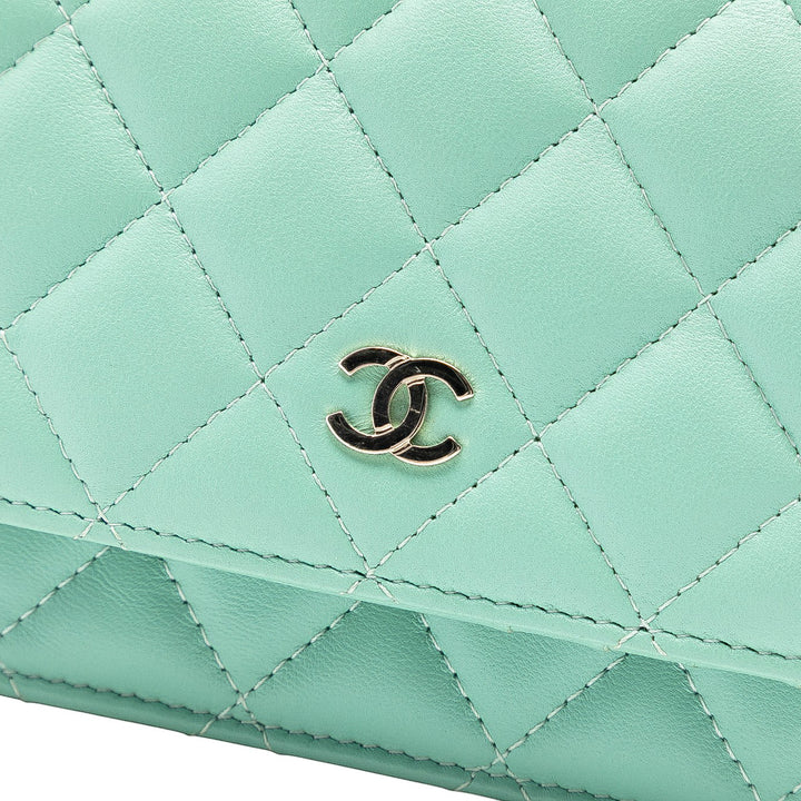 Chanel Mini CC Matelassé Cuir d’agneau Wallet On Chain