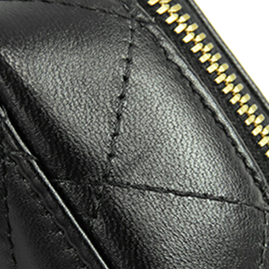 Chanel Extra Mini CC Matelassé Golden Plate Vanity Sac porté croisé