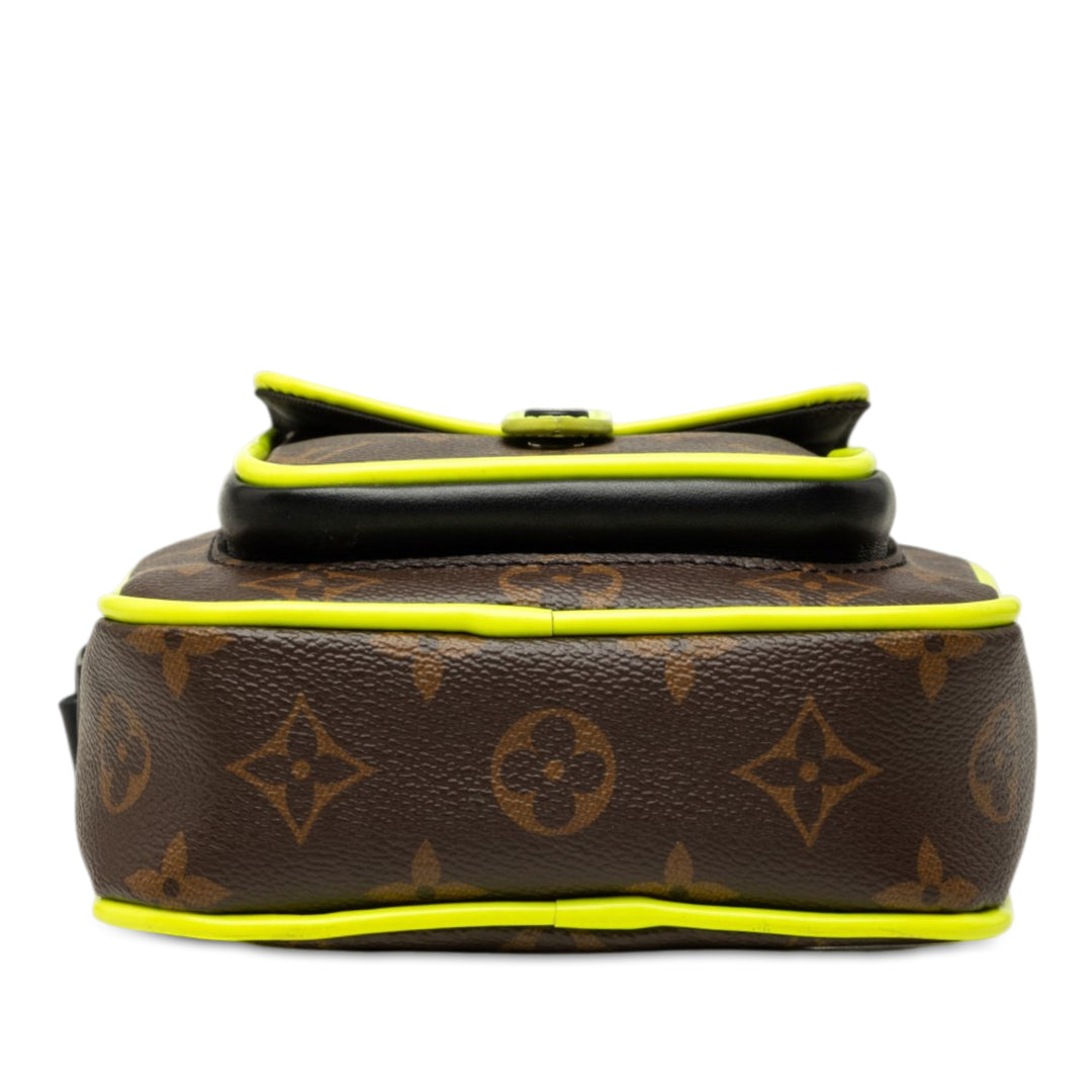Louis Vuitton Macassar Christopher Wearable Monogram Marron – vue 3 – GABY PARIS