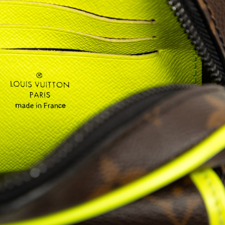 Louis Vuitton Macassar Christopher Wearable Monogram Marron – vue 5 – GABY PARIS