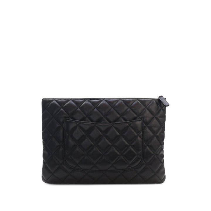 Chanel CC Matelassé Pochette with à rabat Porte-monnaie Mini Cuir d'agneau Noir – vue 2 – GABY PARIS