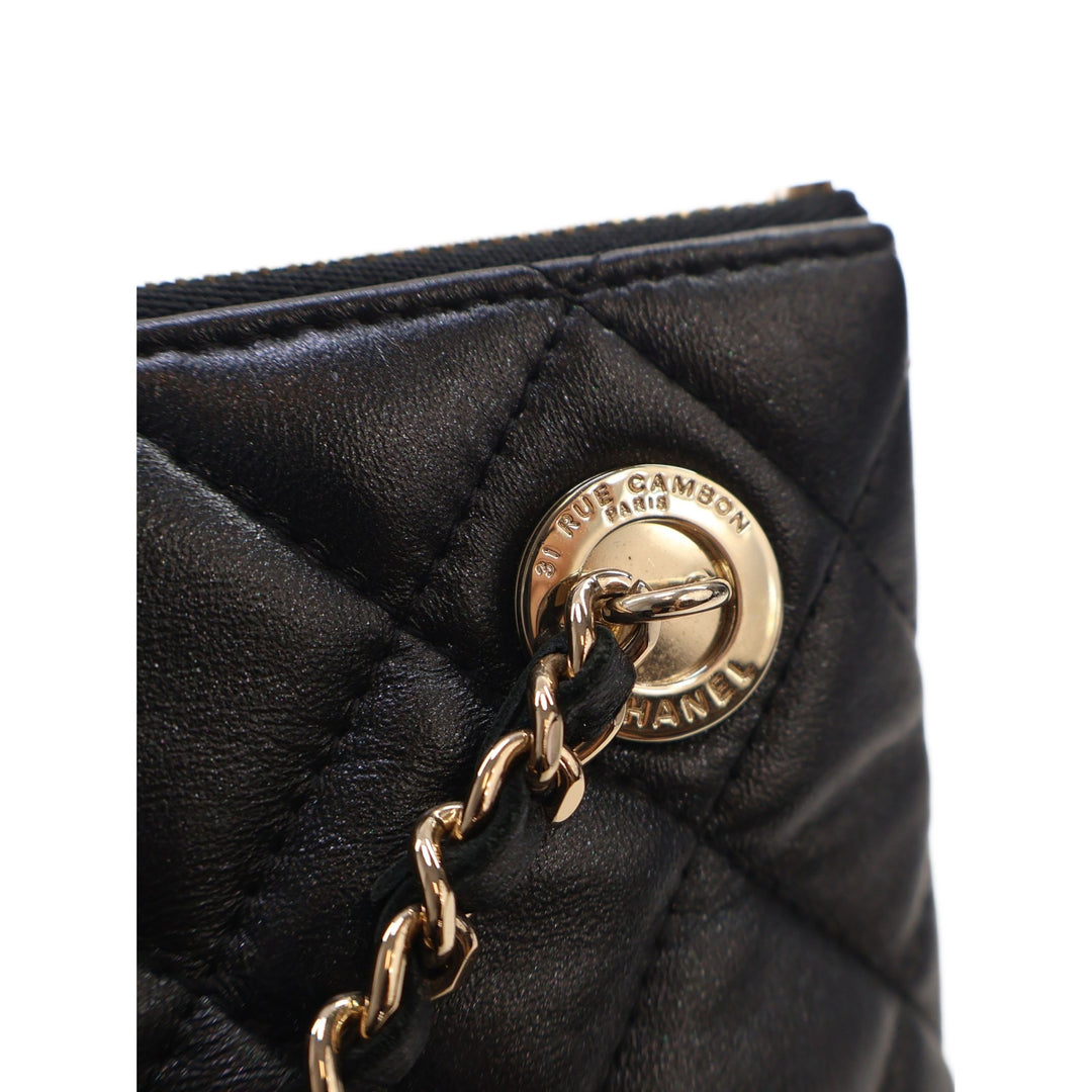 Chanel CC Matelassé Pochette with à rabat Porte-monnaie Mini Cuir d'agneau Noir – vue 7 – GABY PARIS