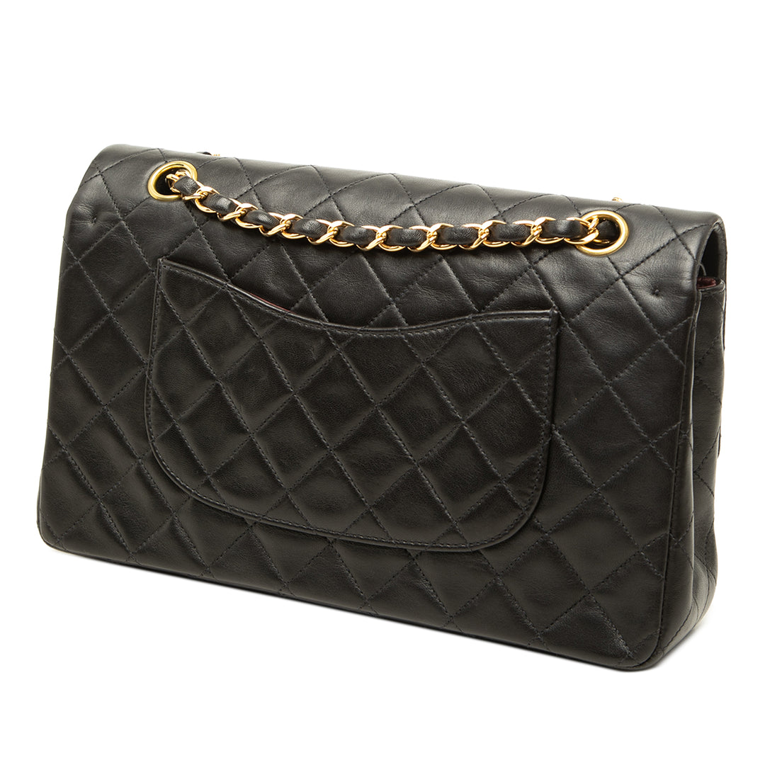 Chanel Sac porté épaule Classic Double rabat Moyen Cuir d'agneau Noir – vue 2 – GABY PARIS