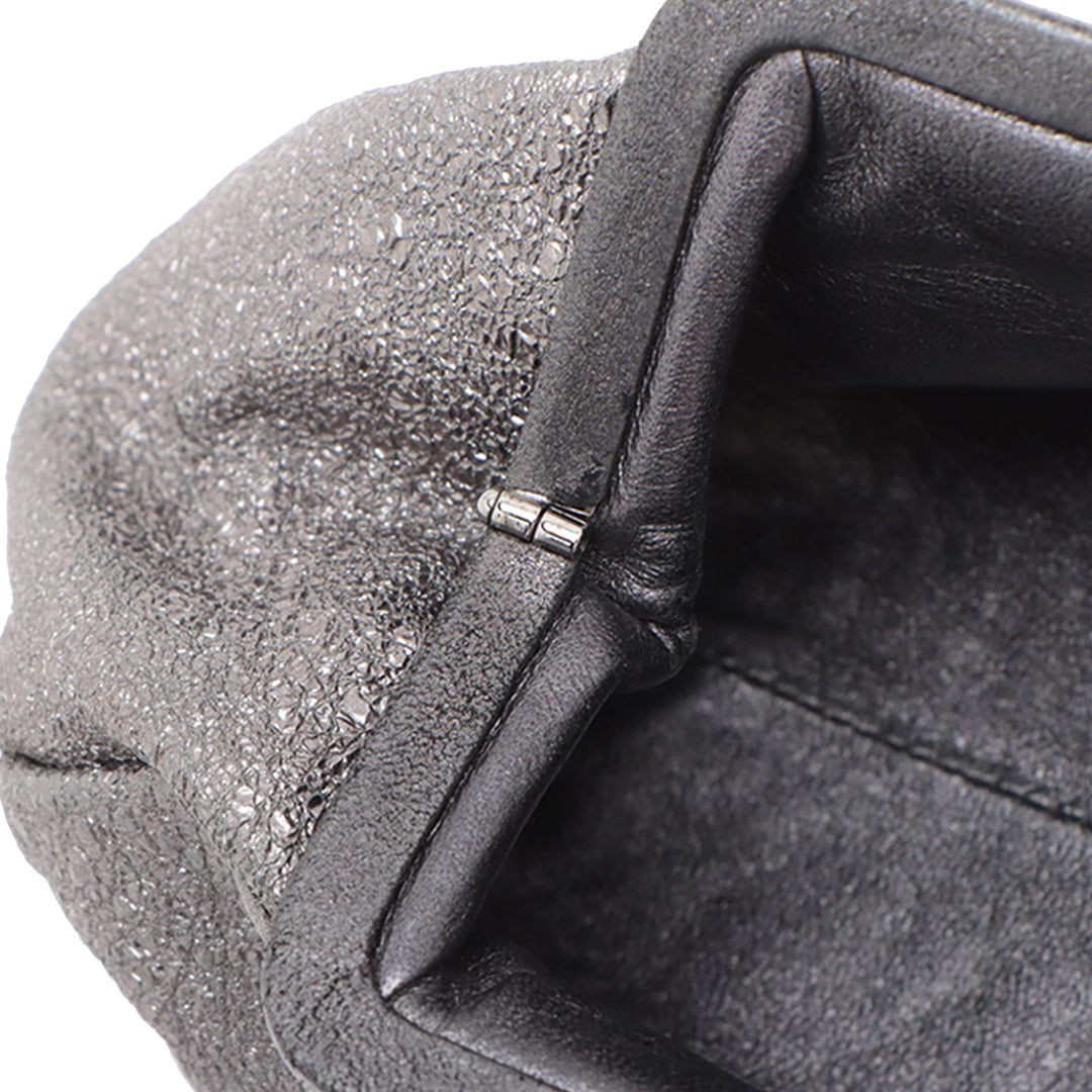 Chanel Cuir Kiss Lock Pochette