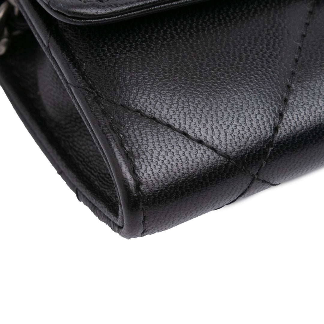 Chanel Matelassé Cuir d’agneau 19 à rabat Coin Purse avec chaîne