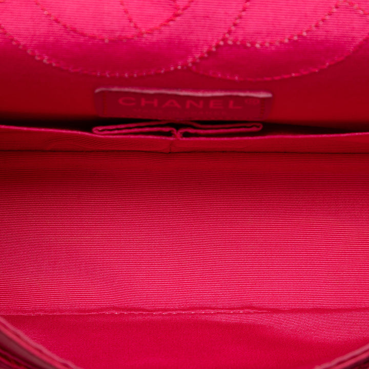 Chanel Croc Matelassé Satin Reissue 2.55 Double rabat 225