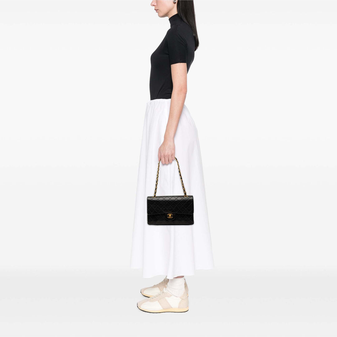 Chanel Medium Classic Cuir d'agneau Double rabat