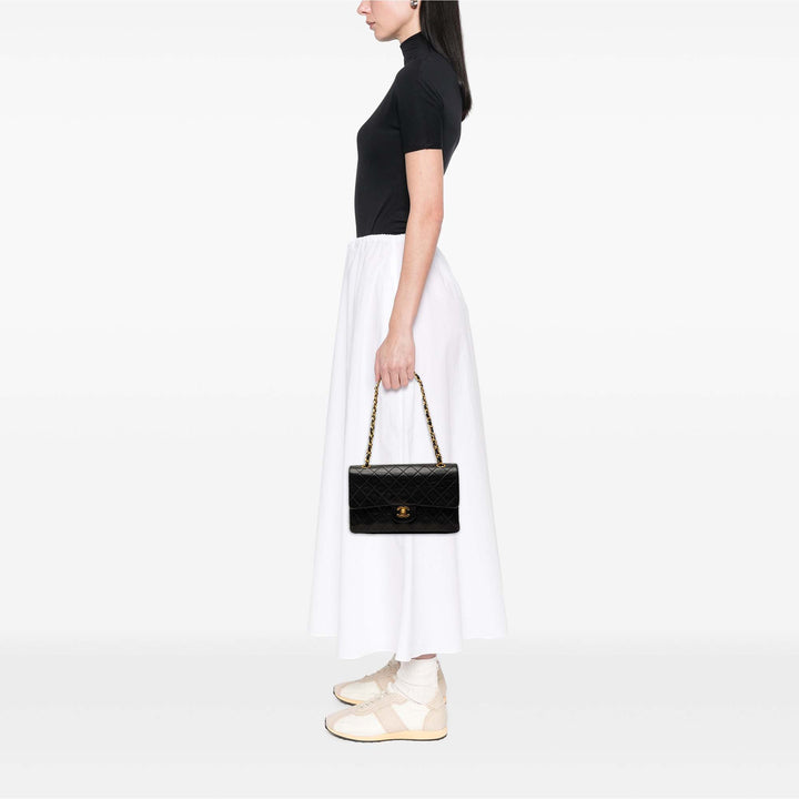 Chanel Medium Classic Cuir d'agneau Double rabat