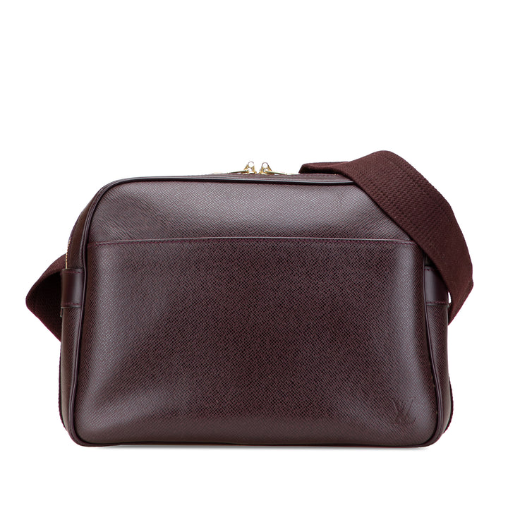 Louis Vuitton Taiga Reporter PM Rouge