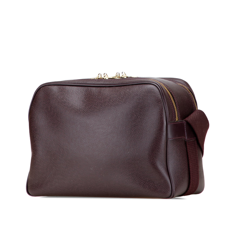 Louis Vuitton Taiga Reporter PM Rouge