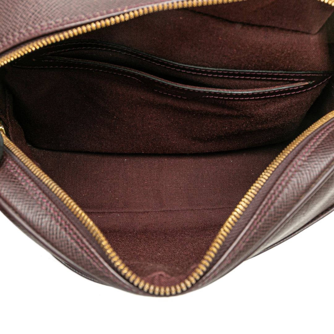 Louis Vuitton Taiga Reporter PM Rouge