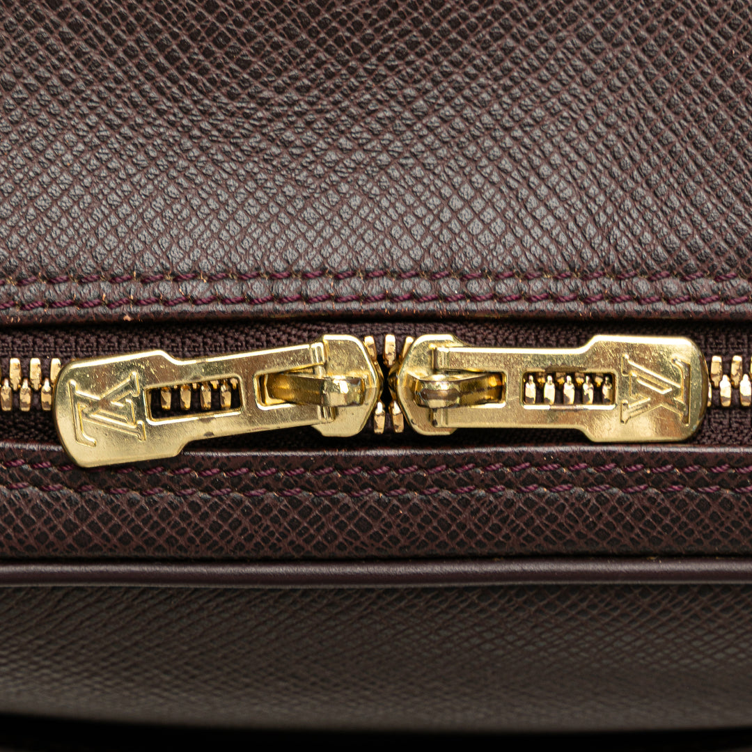 Louis Vuitton Taiga Reporter PM Rouge