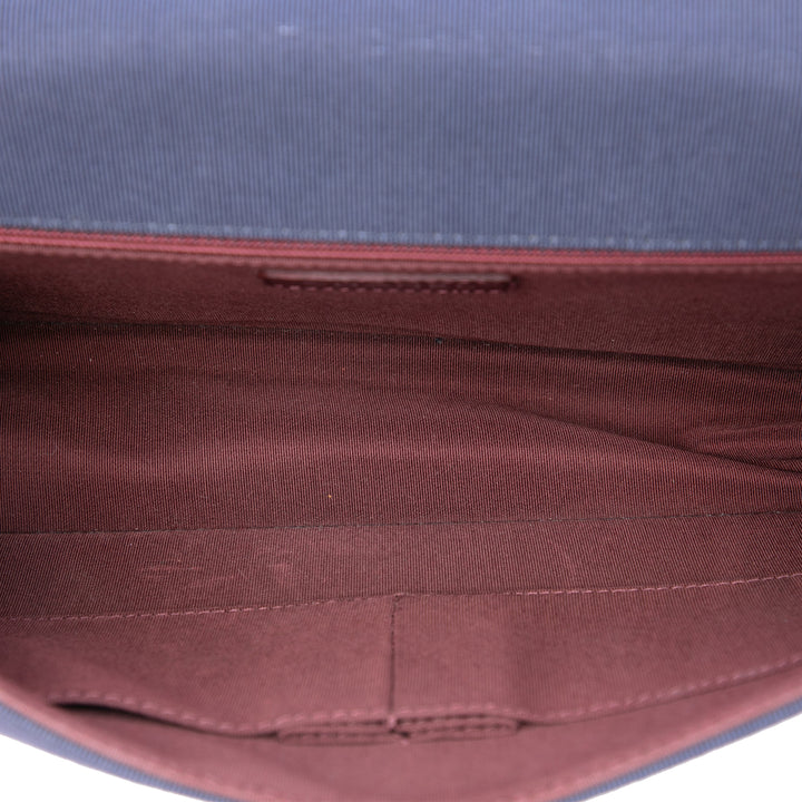 Chanel Matelassé Ballerine à rabat Moyen Cuir d'agneau Bleu – vue 4 – GABY PARIS