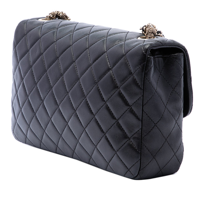 Chanel Matelassé Westminster Perle à rabat Moyen Cuir d'agneau Noir – vue 2 – GABY PARIS