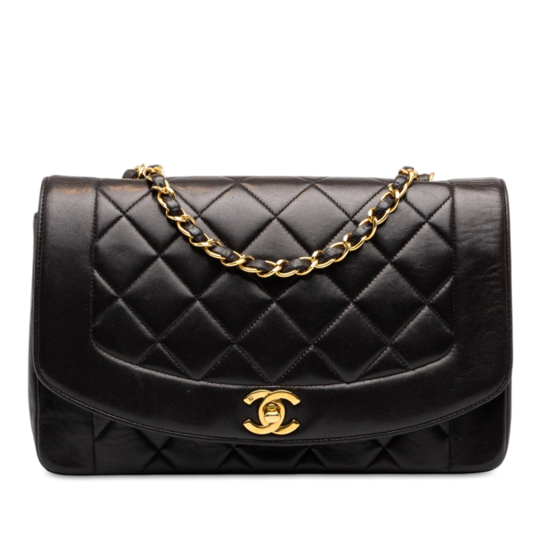 Chanel Matelassé Diana Rabat simple Petit Cuir d'agneau Noir – vue principale – GABY PARIS