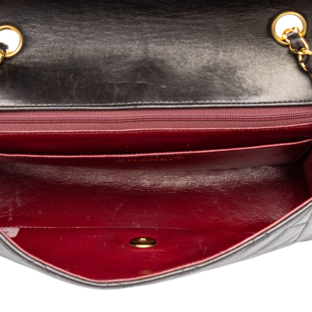 Chanel Sac bandoulière Diana à rabat Petit Cuir d'agneau Noir – vue 4 – GABY PARIS