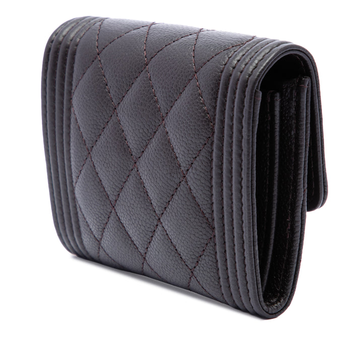 Chanel Matelassé Boy Porte-cartes avec chaîne Cuir caviar Marron