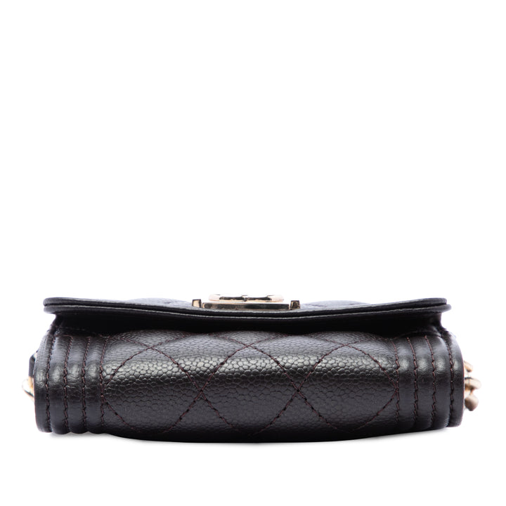 Chanel Matelassé Boy Porte-cartes avec chaîne Cuir caviar Marron