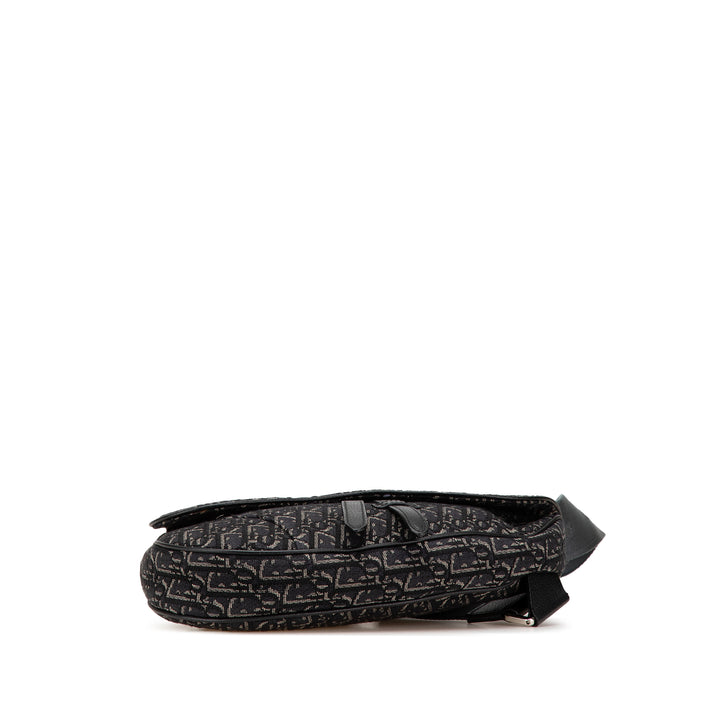 Oblique Canvas Saddle Crossbody Black - Gaby Paris