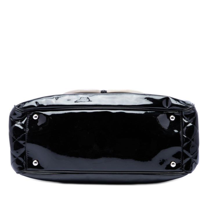 Chanel Small Cuir verni Lipstick Cabas