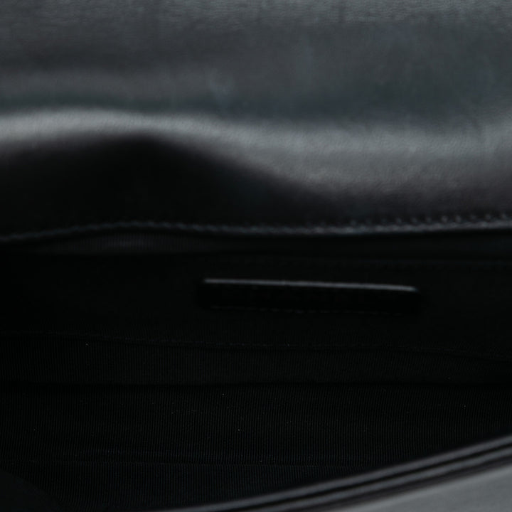 Chanel Old Medium Multicolor Matelassé Cuir d’agneau Crest Boy à rabat