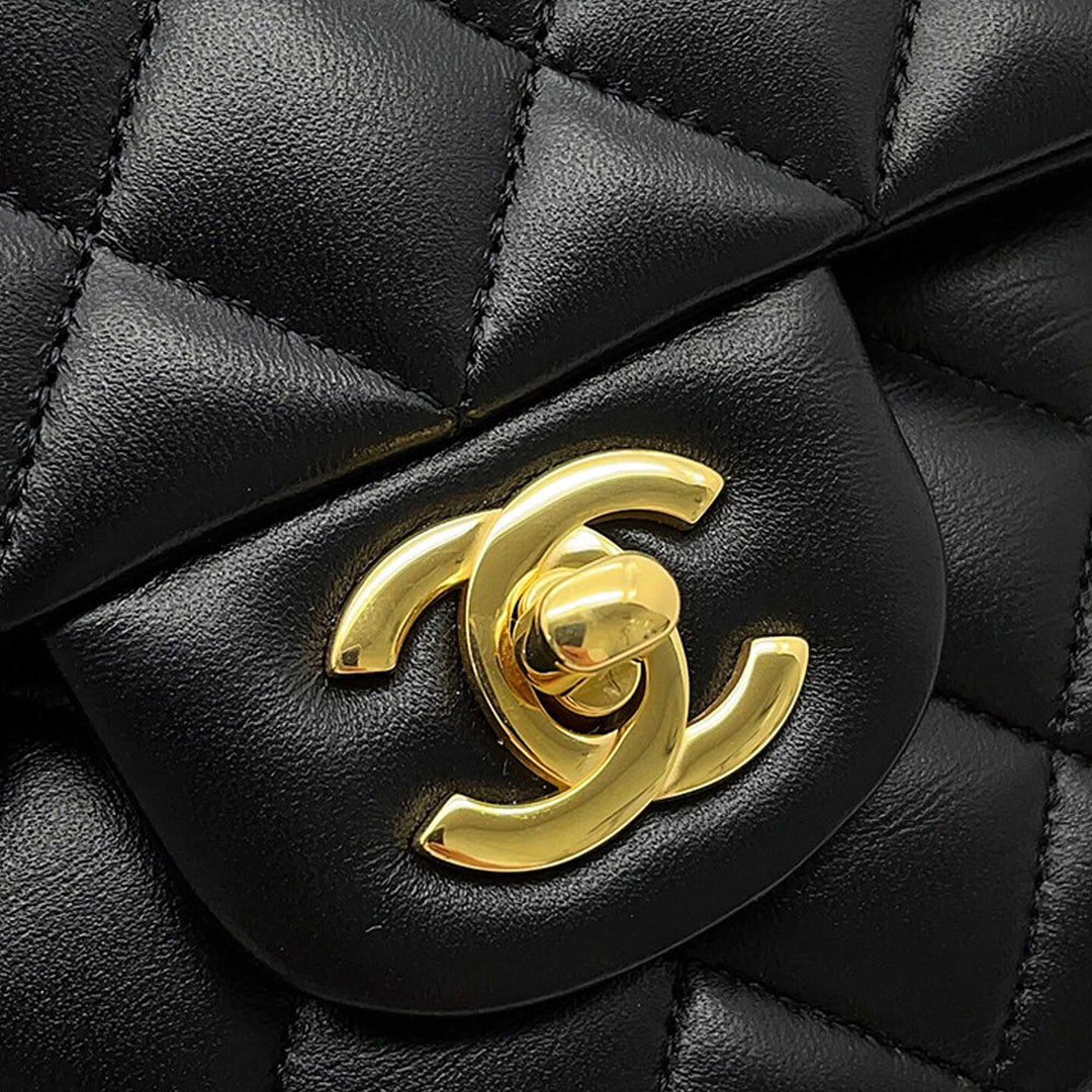 Chanel Classic Double rabat Moyen Cuir d'agneau Noir – vue 8 – GABY PARIS