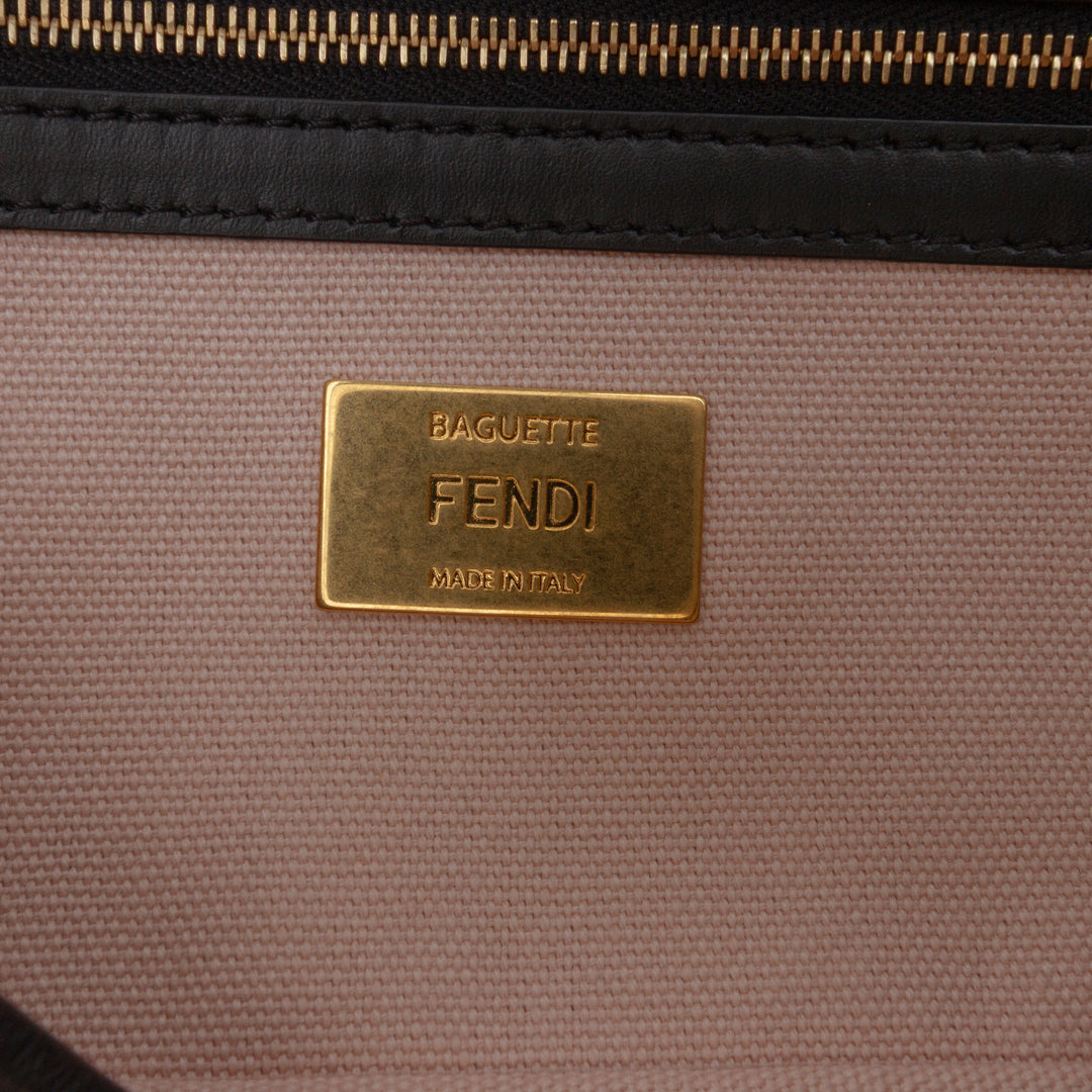 Fendi Zucca brodé Toile Baguette Sac