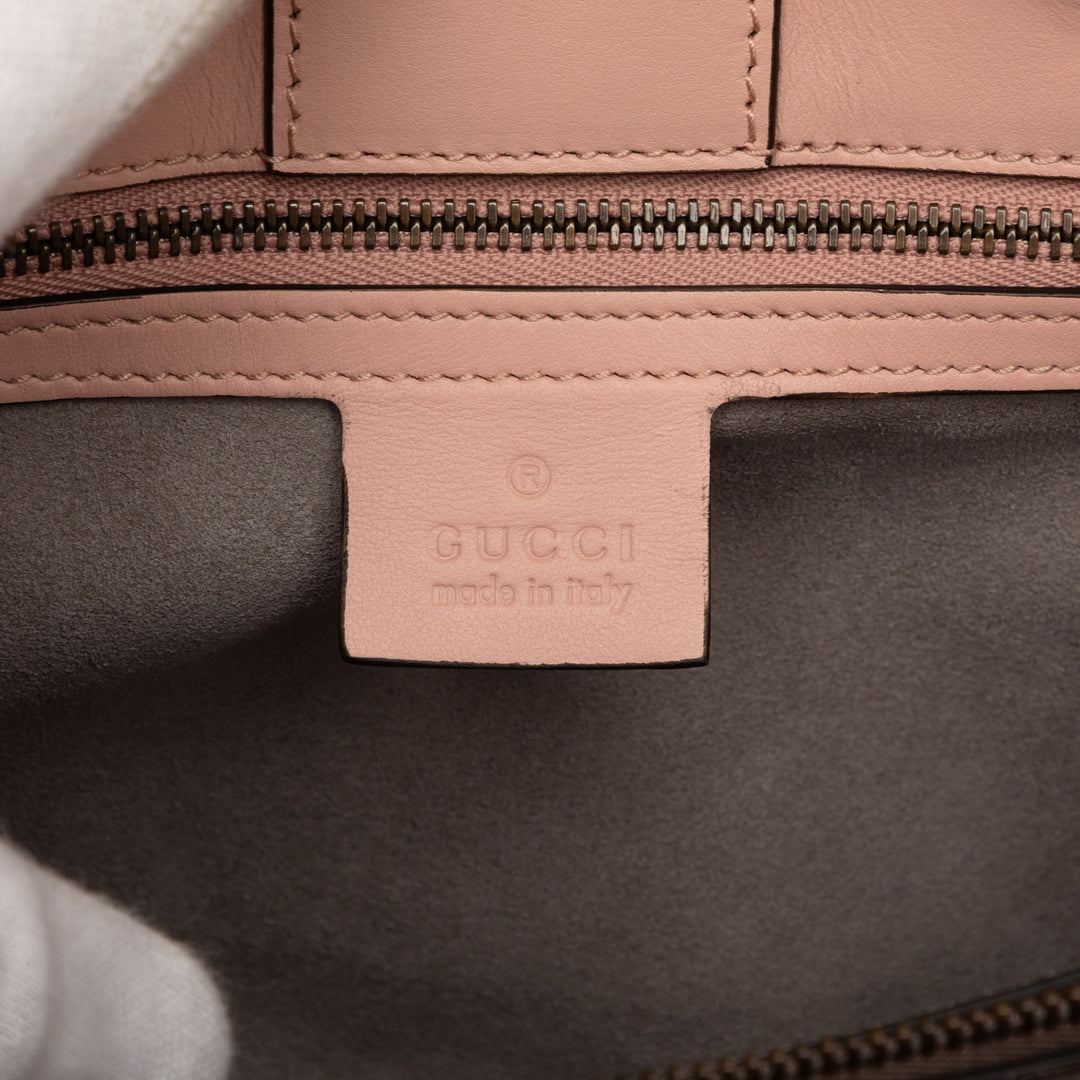 Gucci GG Marmont Matelasse Sac Petit Cuir de veau Rose – vue 5 – GABY PARIS