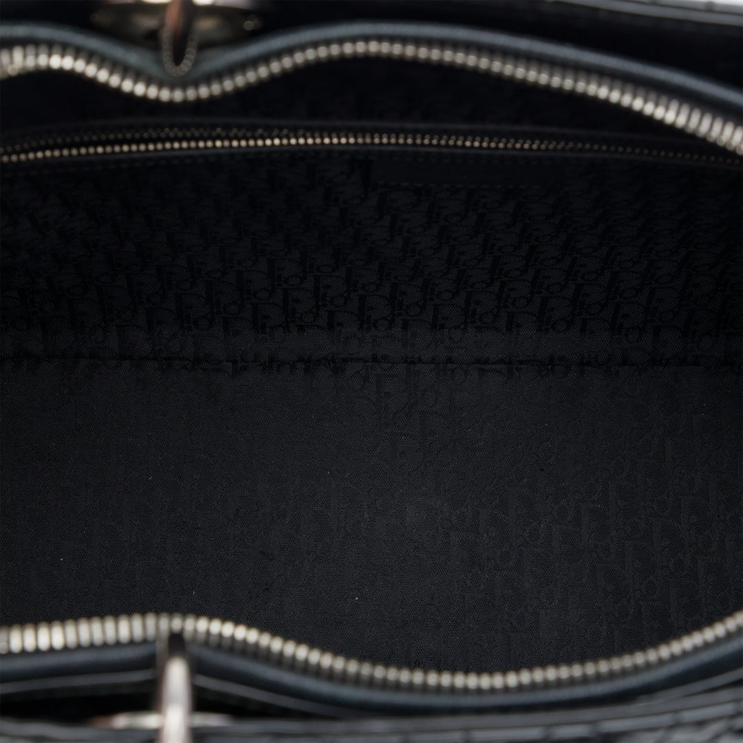 Dior Extra Large Cuir verni Cannage Lady Dior