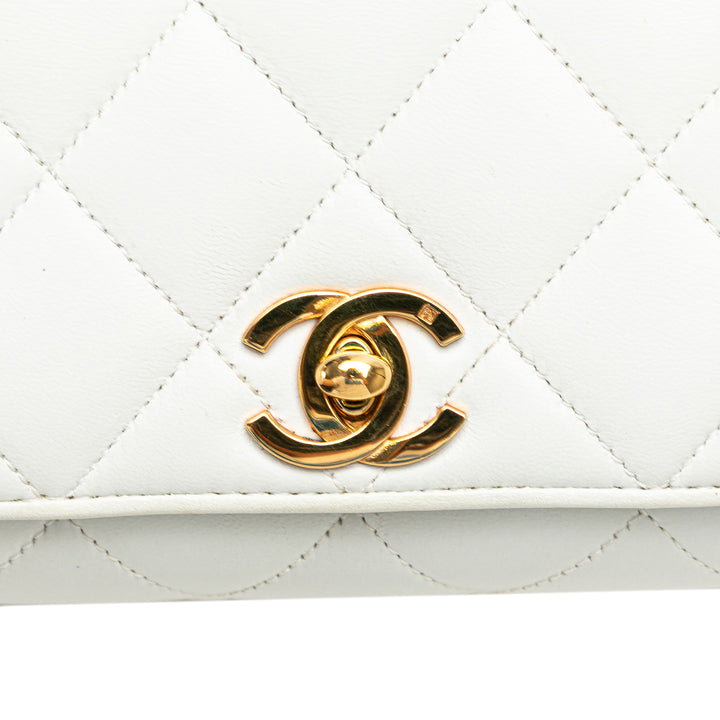Small CC Quilted Lambskin Flap Clutch on Chain White - Gaby Paris