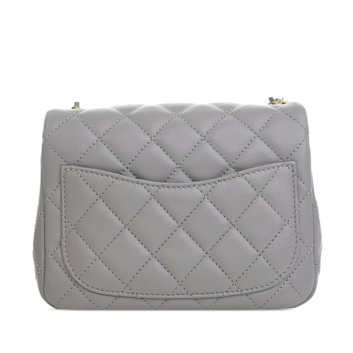 Chanel Mini Square Classic Cuir d’agneau Perle Crush Simple rabat