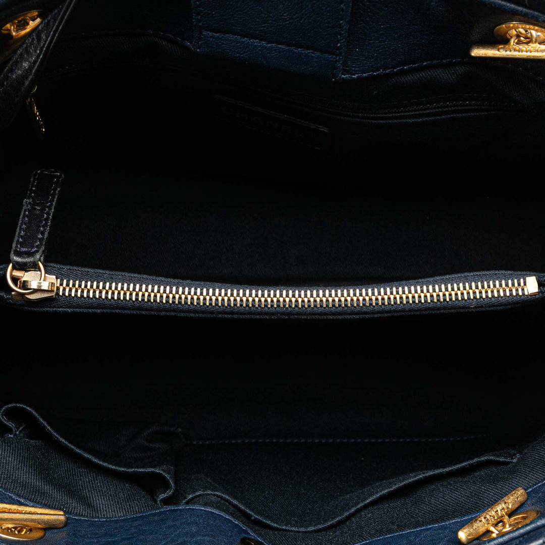 Medium Chevron Wrinkled Lambskin Medallion Charm Tote Blue - Gaby Paris