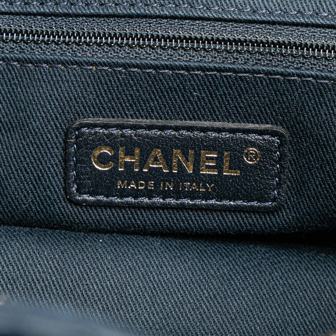 Medium Chevron Wrinkled Lambskin Medallion Charm Tote Blue - Gaby Paris