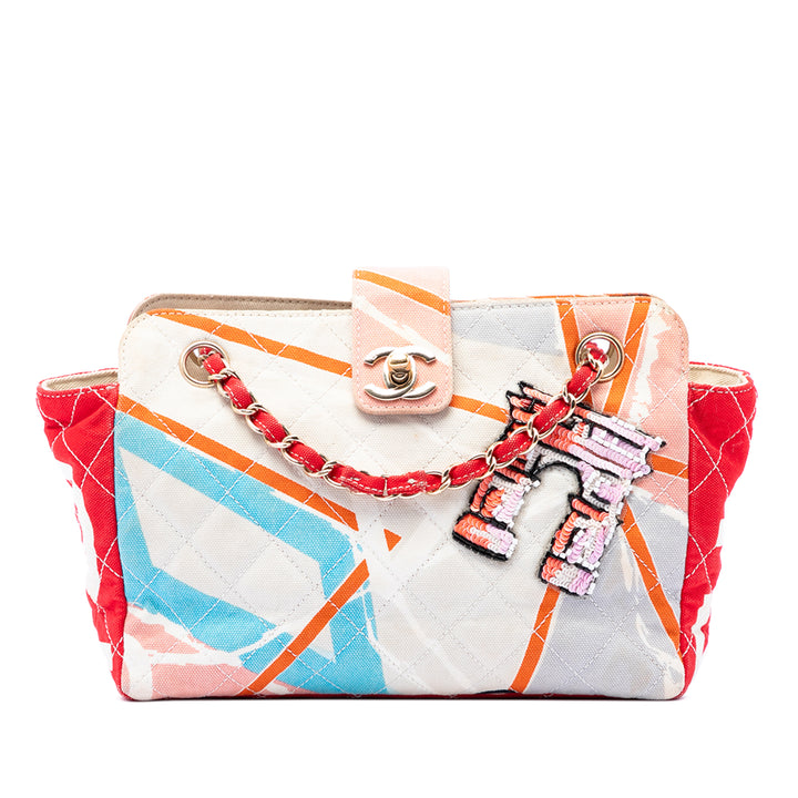 Chanel CC Matelassé Printed Toile et Sequinss Arc De Triomphe Sac bandoulière