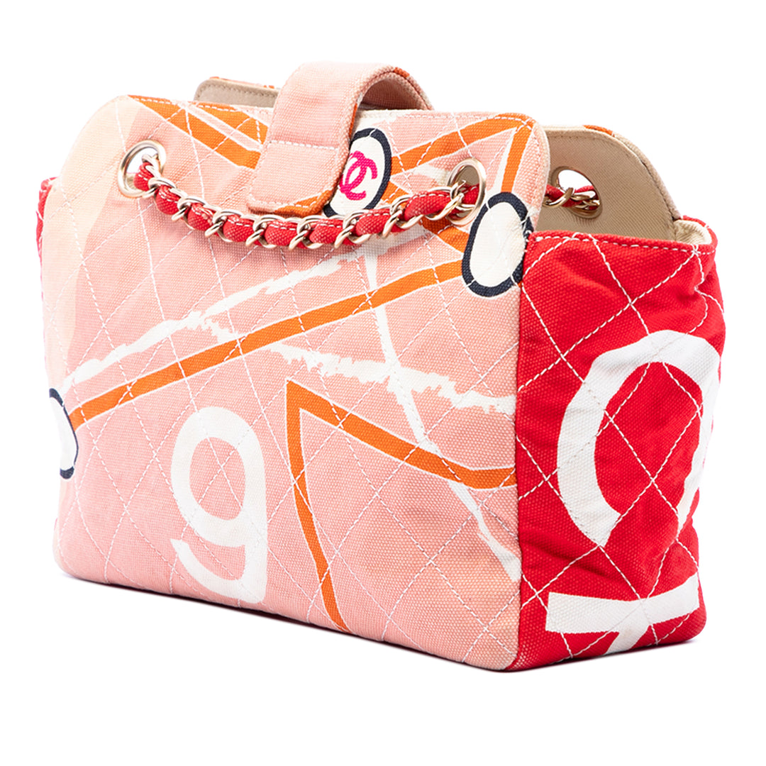 Chanel CC Matelassé Printed Toile et Sequinss Arc De Triomphe Sac bandoulière