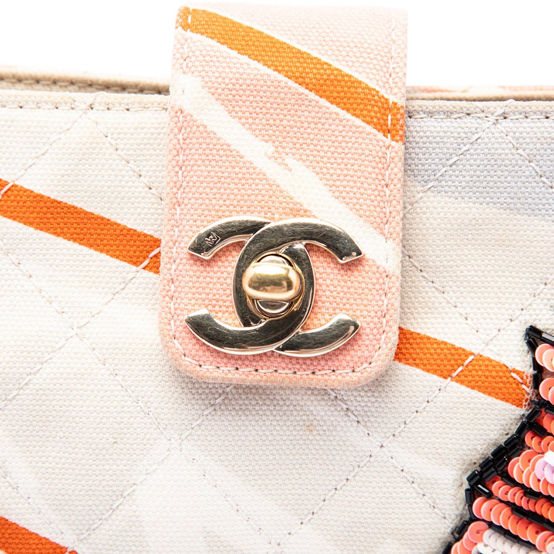 Chanel CC Matelassé Printed Toile et Sequinss Arc De Triomphe Sac bandoulière