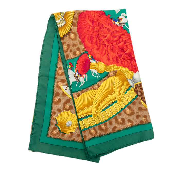 Hermès Casques et Plumets Foulard 90 Vert – vue principale – GABY PARIS