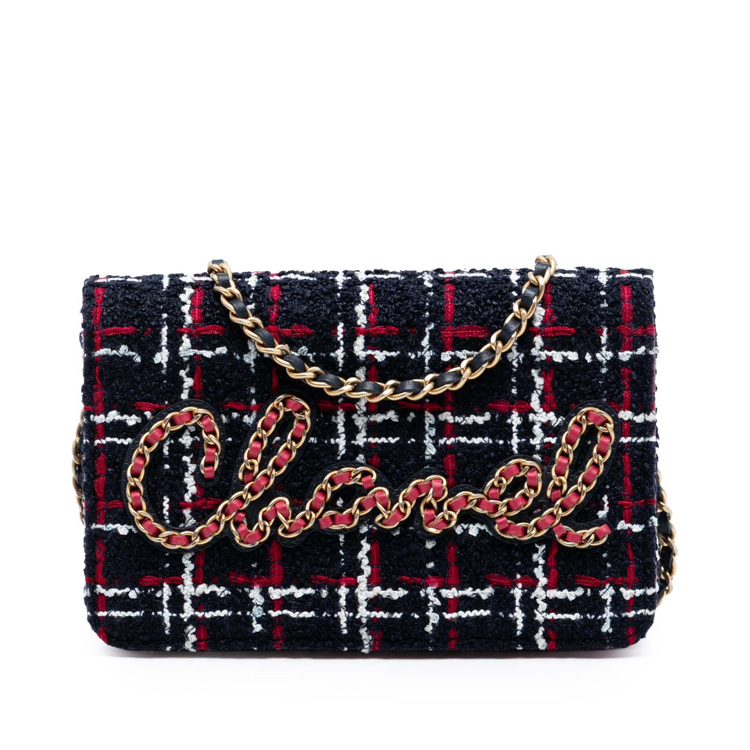 Chanel Tweed Written in Chain Logo Wallet on Chain – GABY PARIS Authentique