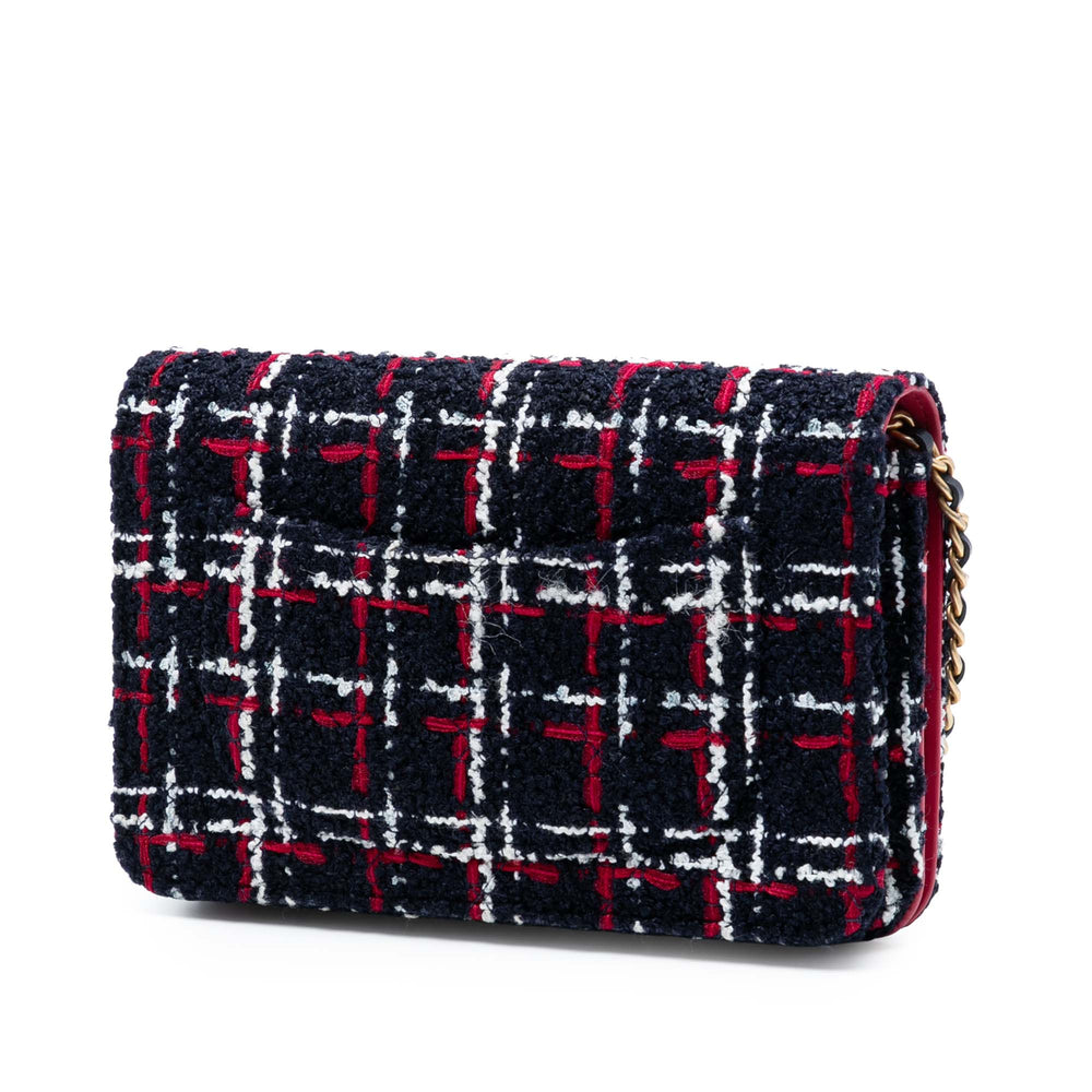 Chanel Tweed Written in Chain Logo Wallet on Chain – GABY PARIS Authentique
